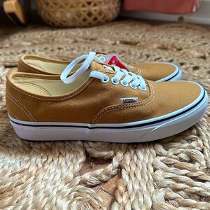 Women's Authentic Vans - NEVER WORN